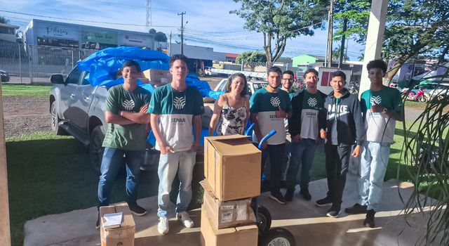 Entrega de Livros para a Biblioteca do Polo de Sapezal - MT